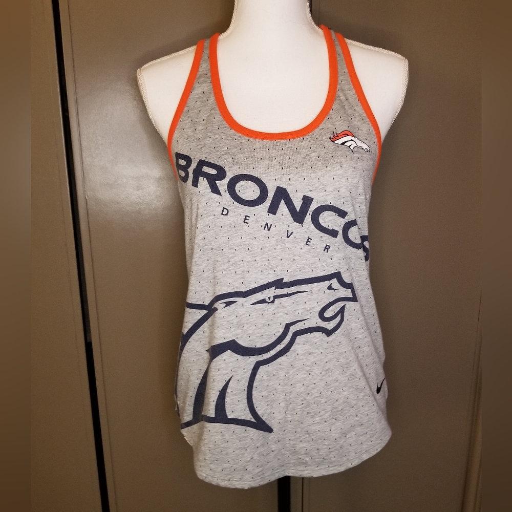 Nike Bronco muscle tank